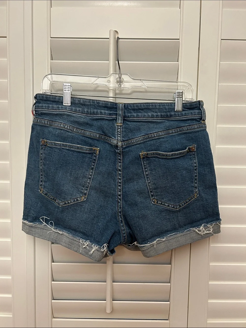 Pilcro Denim Cutoff Shorts Women's 29 in Faded Blue Button Up - Picture 3 of 11
